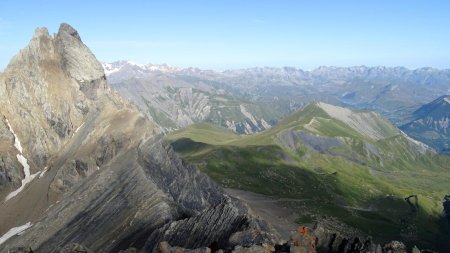 Aiguille septentrionale et pays Arvan.