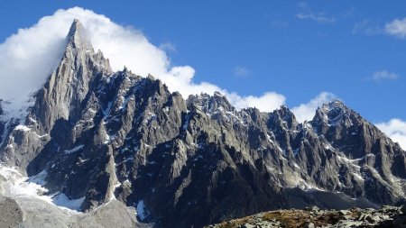 Vue sur les Drus (nous nous attendions à une vue exceptionnelle sur les Drus, mais pac à ce point là !)