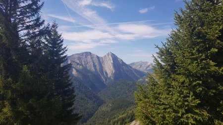 Panorama bauju en montant sur Chaurionde