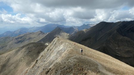 Toujours ce sentier facile et bien tracé.