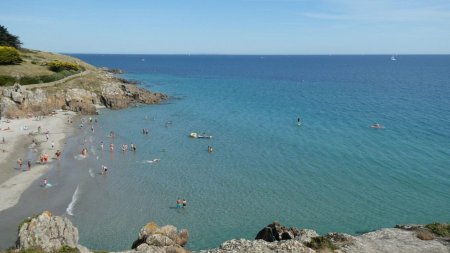 Il y a du monde pour la baignade.