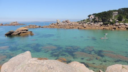 La plage de Saint-Guirec.