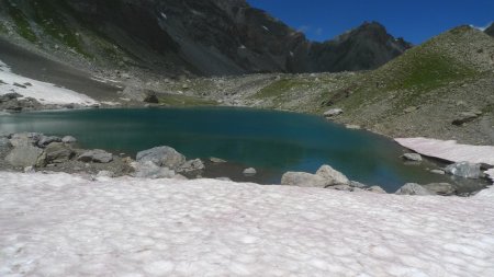 ...suivi du lac Bleu.