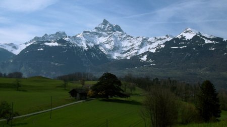 Tour Sallière, Dents du Midi et Dent de Valerette (à droite).