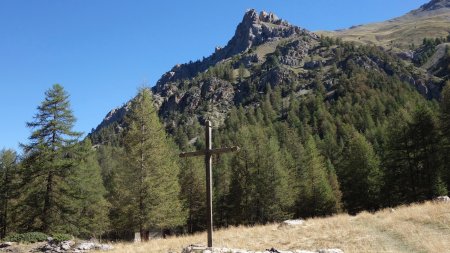 Croix du Calvaire du Vallon