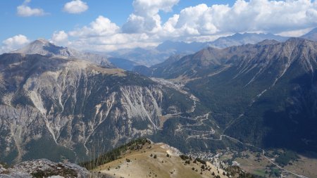 Mont Chaberton, route du col de Montgenèvre, Mont de la Plane et sommets du Piémont