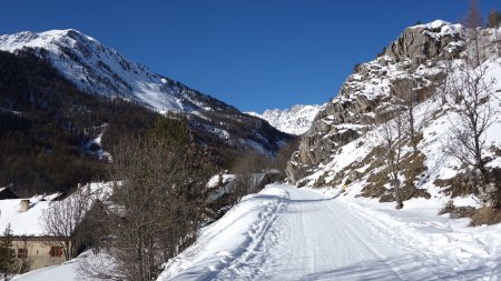 Vers la Haute Vallée