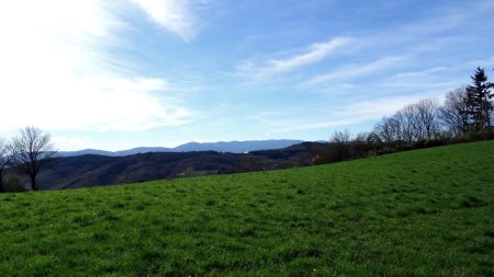 Le Pilat à contre-jour.