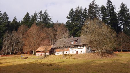 Chalet Dürreych, en amont du chemin.