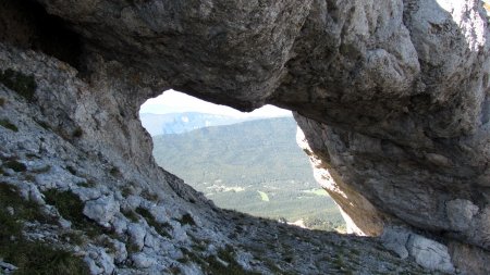 Le trou de la Grande Moucherolle.