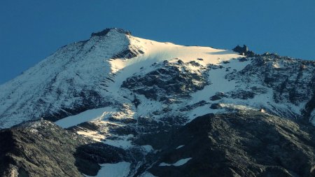 Mont Turia (3646m), face nord.