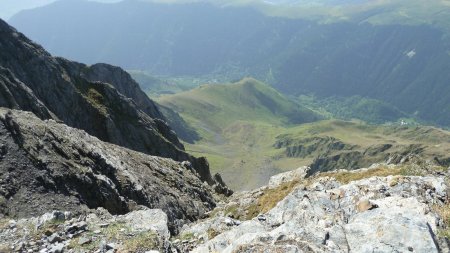 La vue sur Aulon et les Granges de Lurgues est plongeante !