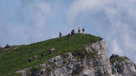 Zoom, vers le Dôme de Bellefont...