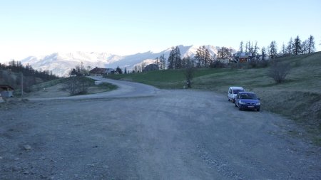 Terre plein dans le virage du Lieu Dit «La Rente»