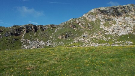 Les barres rocheuses des Monts.