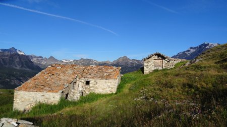 Chalets du Chargeur.