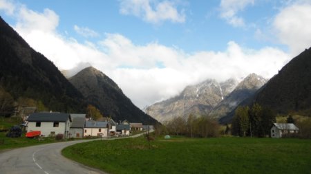 Au départ, Les Faures