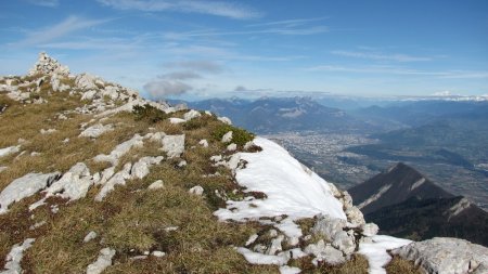 Vue arriére sur le sommet.