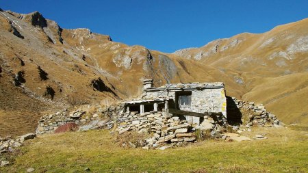 Ricovero Maggiore Reggiani (2359m).