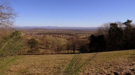 Vers le mont d’Uzore à gauche.