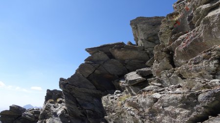 Préférer les rochers de la rive droite, plus solides