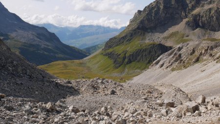 Pla de la Sache, sur l’autre versant du col.