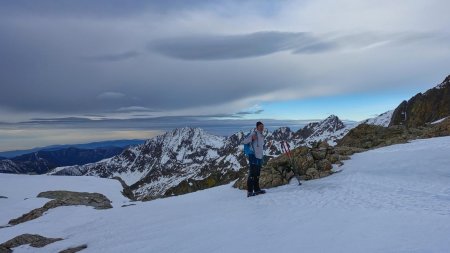 Sur la crête de droite