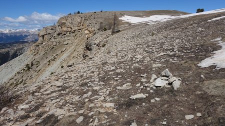 Arrivée sur le plateau nord du Laras