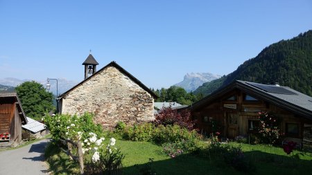 Au Champel, la chapelle.