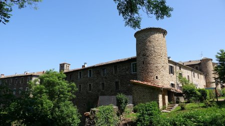 Départ de Sainte-Croix-en-Jarez.