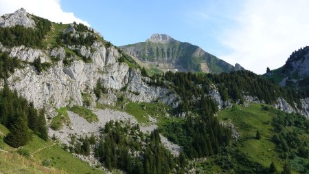 Le Jallouvre.