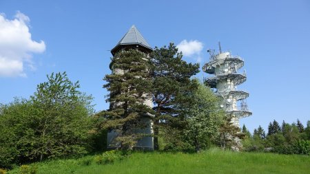 La Tour Matagrin et le relais hertzien.