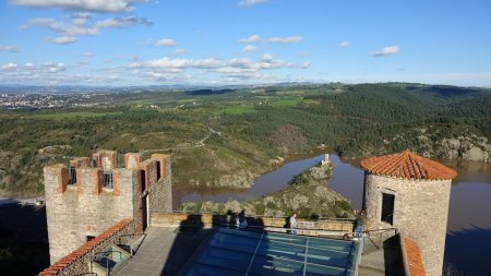 En haut de la tour.