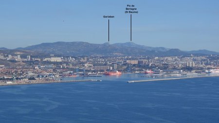 La rade de Marseille vue des crêtes de la Chaîne de l’Estaque