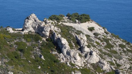 Zoom sur la plateforme naturelle où se trouve l’ancien Fort de Figuerolles