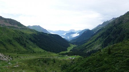 Descente vers le refuge de la Balme.