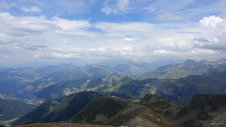 Pas de vue sur le Mont Blanc.