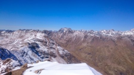 Vue au nord, depuis le sommet du Grand Pinier