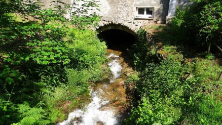 Le Rossand et l’ancien moulin de la Grande Goutte.