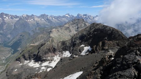 La Pointe des Moutières vue du sommet.