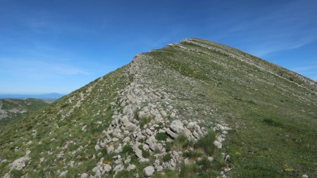 La crête que l’on vient de parcourir (vue rétro). 