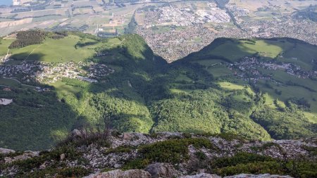 Il y a un peu de gaz.