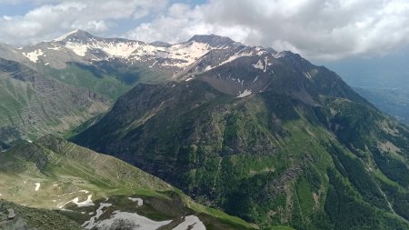 Au sommet du Barle (2733m) vue sur le Mourre Froid et la pointe de Serre