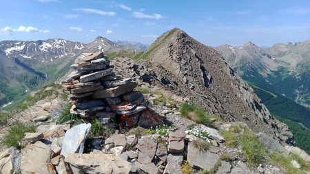 Arrivée à l’antécime Nord du Boussolenc (2819m)