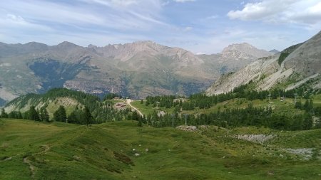 Descente sur le domaine skiable du Monetier-les-Bains