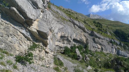 Une barre rocheuse sur le chemin du retour.