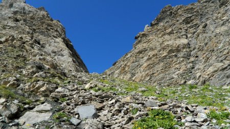 La Brèche de Ruine, versant Est.