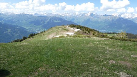  La large crête de la Montagne du Bettex