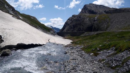 Ruisseau de la Lenta et Pont de la Neige