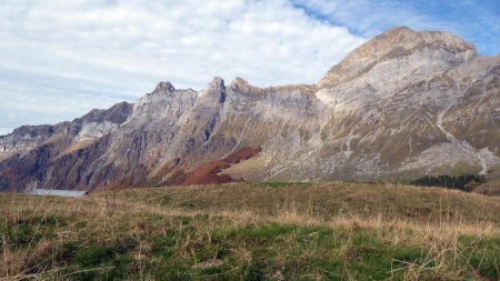 Sur le dôme de la Tête, Aiguilles du Mont et Mont Charvin